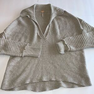 Free People M Neutral Pebble Marlie Knit Oversize V Neck Pullover Sweater